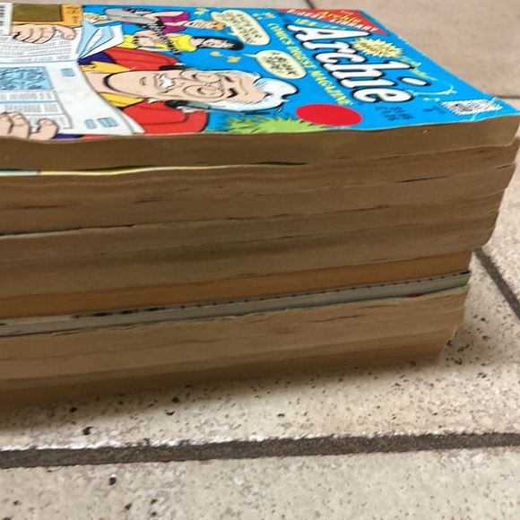 Bundle of Archie comics - Picture 8 of 9